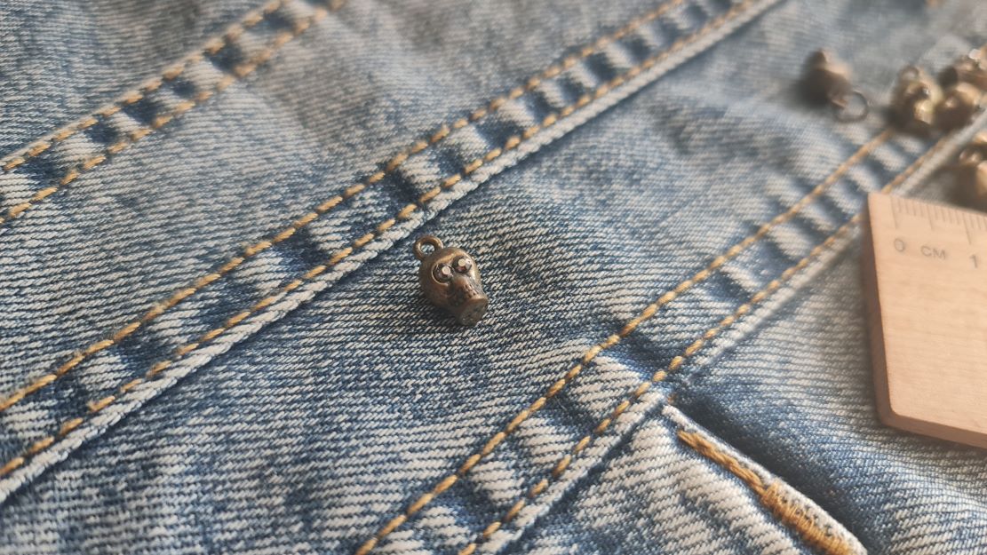 Skull Micro Metal Pendant