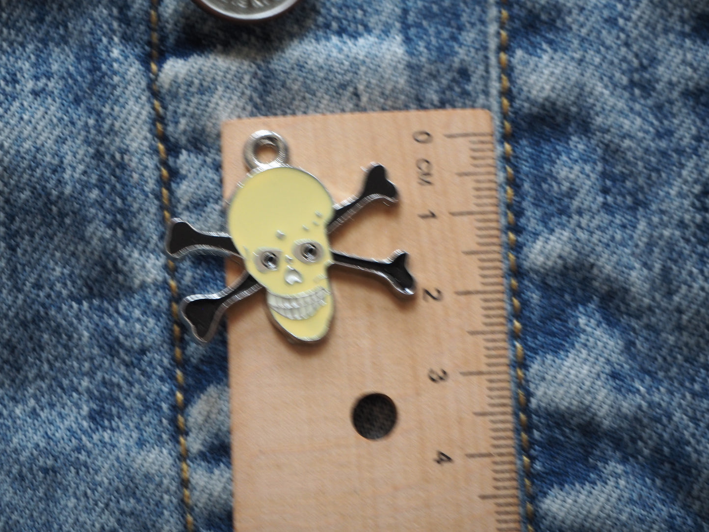 Skull Enamel Metal Pendant