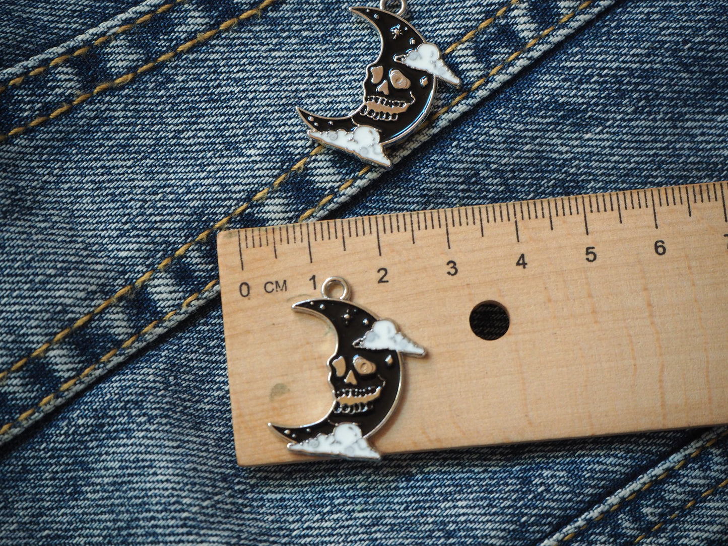 Evil Lune Metal Pendant