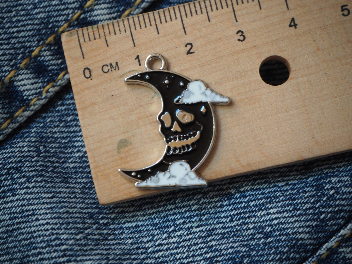 Evil Lune Metal Pendant