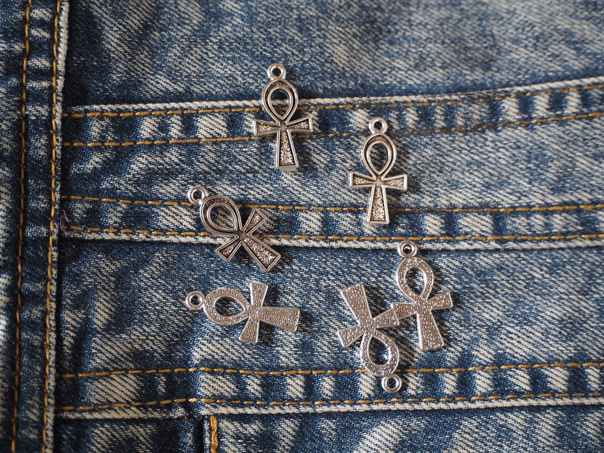 Ankh Gothic Symbol Metal Pendant