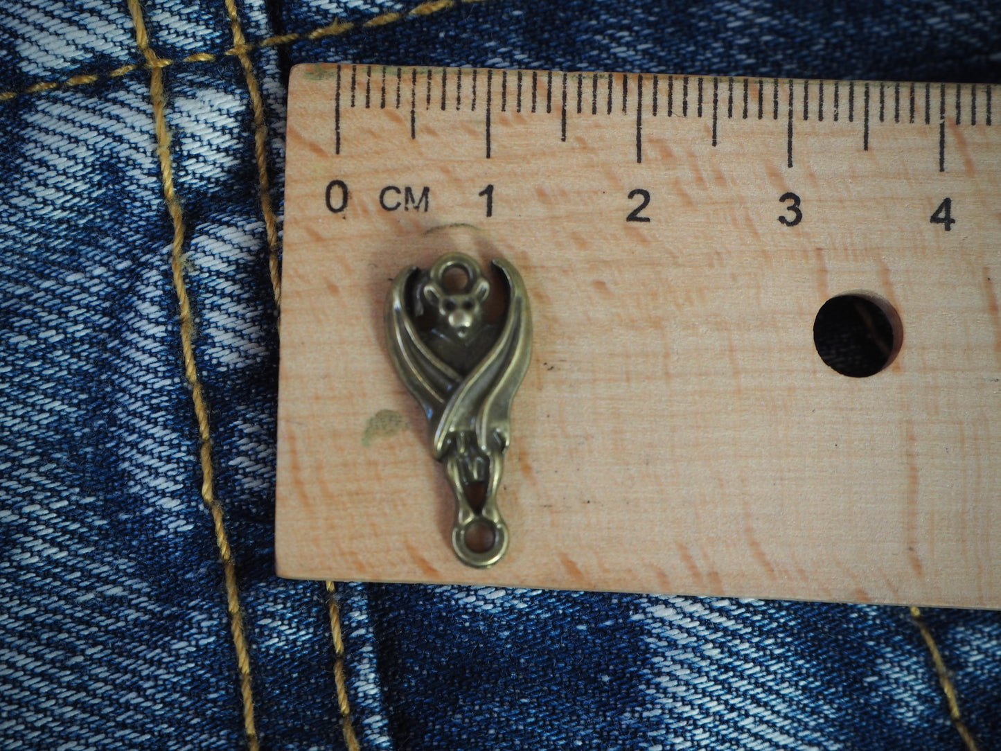 Vampyre Bat metal pendant