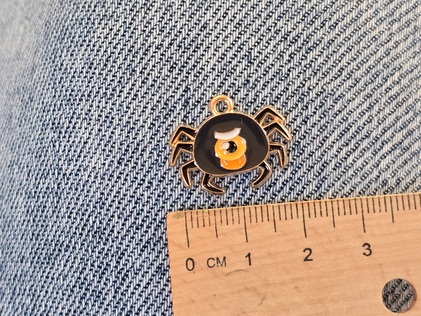 Helloween Spider metal pendant