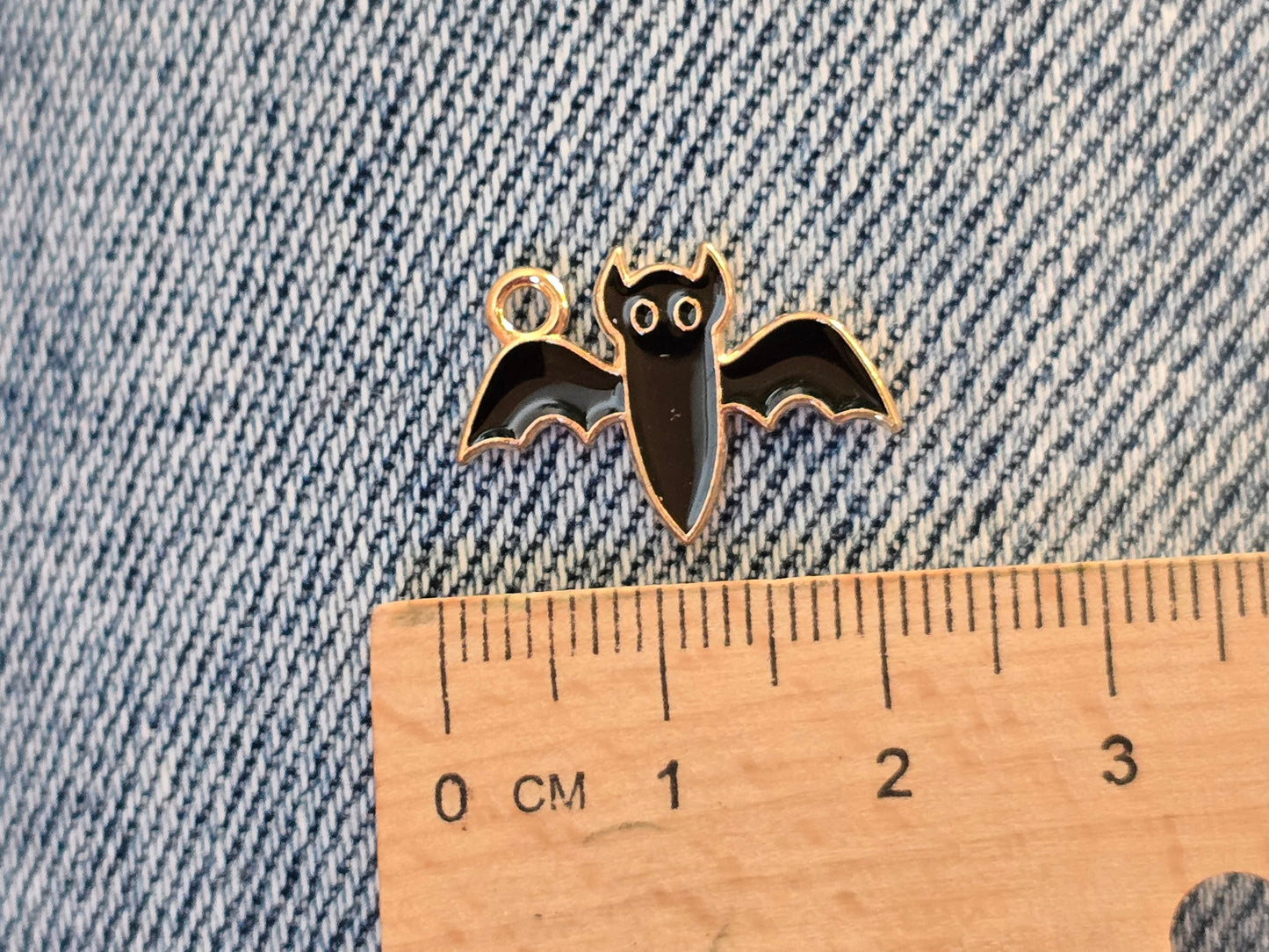 Vampyre Bat metal pendant