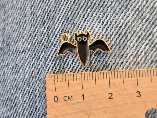 Vampyre Bat metal pendant