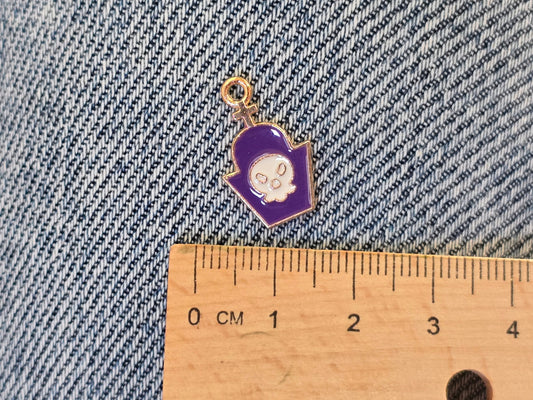 Helloween Coffin metal pendant