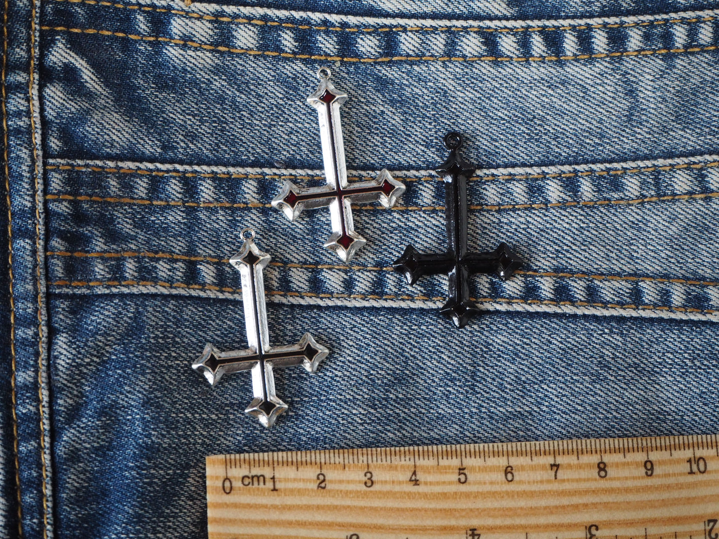 INVERTED GOTHIC CROSS metal pendant