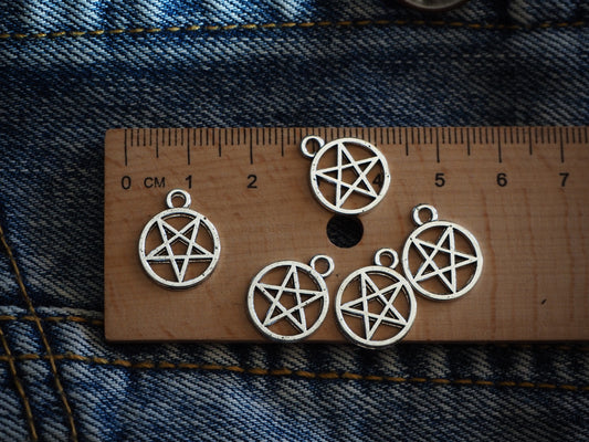 Pentagram Little Metal Pendant