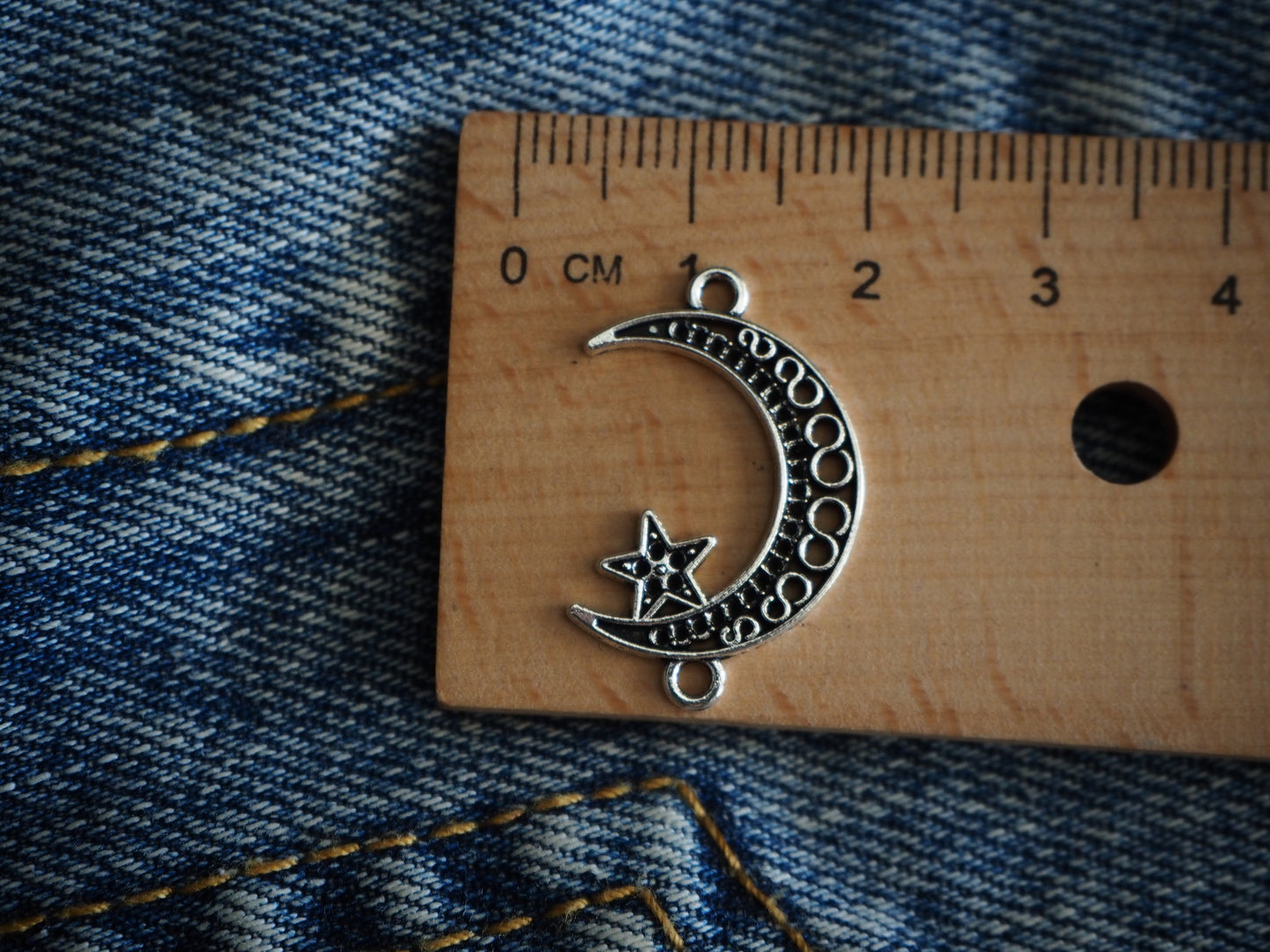 Lune Metal Pendant