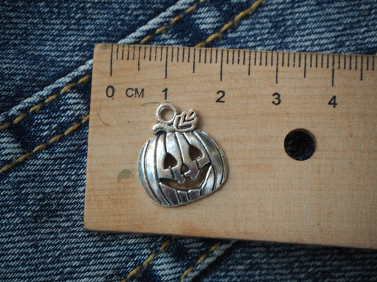 Halloween Metal Pendant
