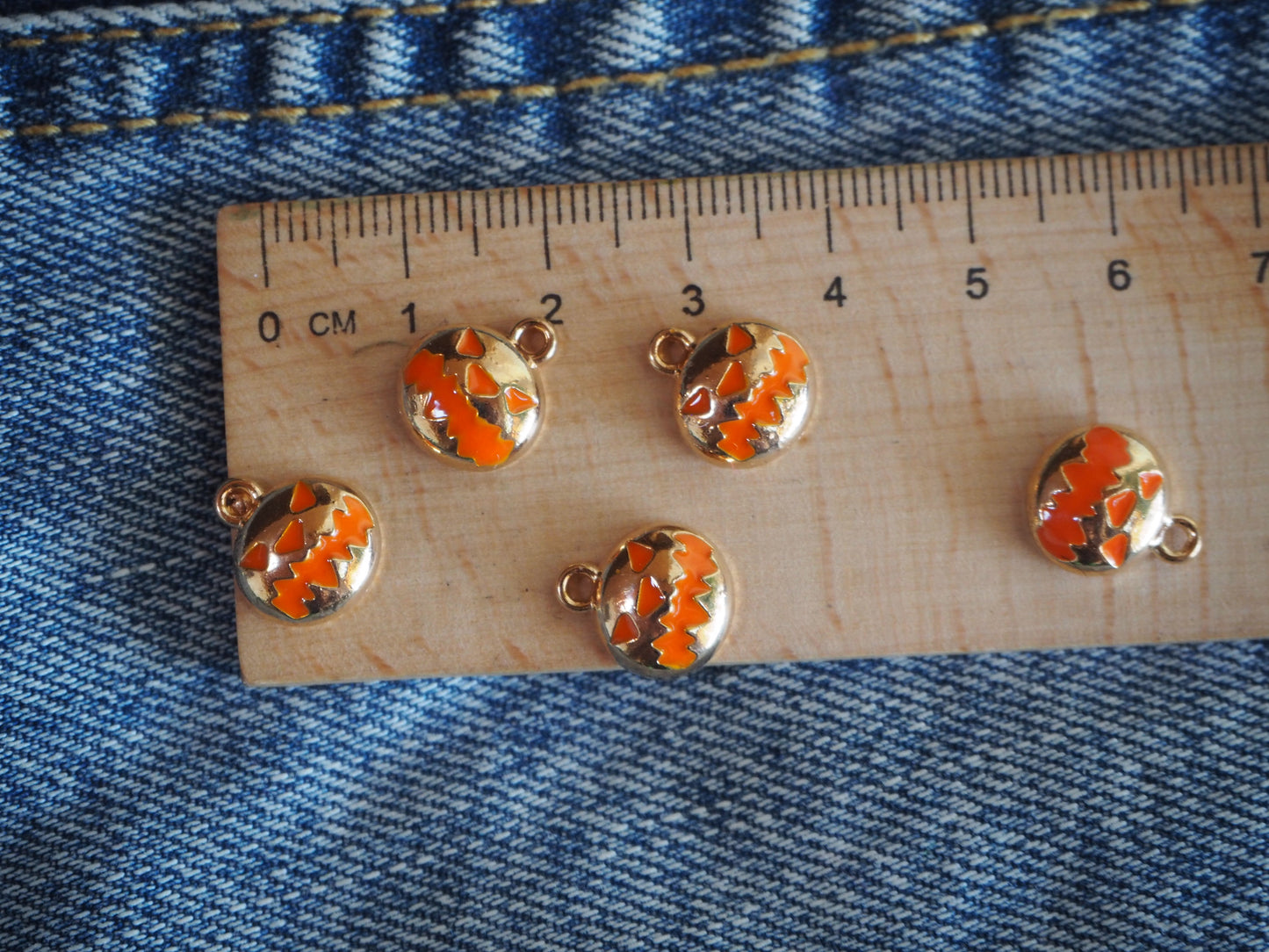 Helloween Metal pendant (various options)