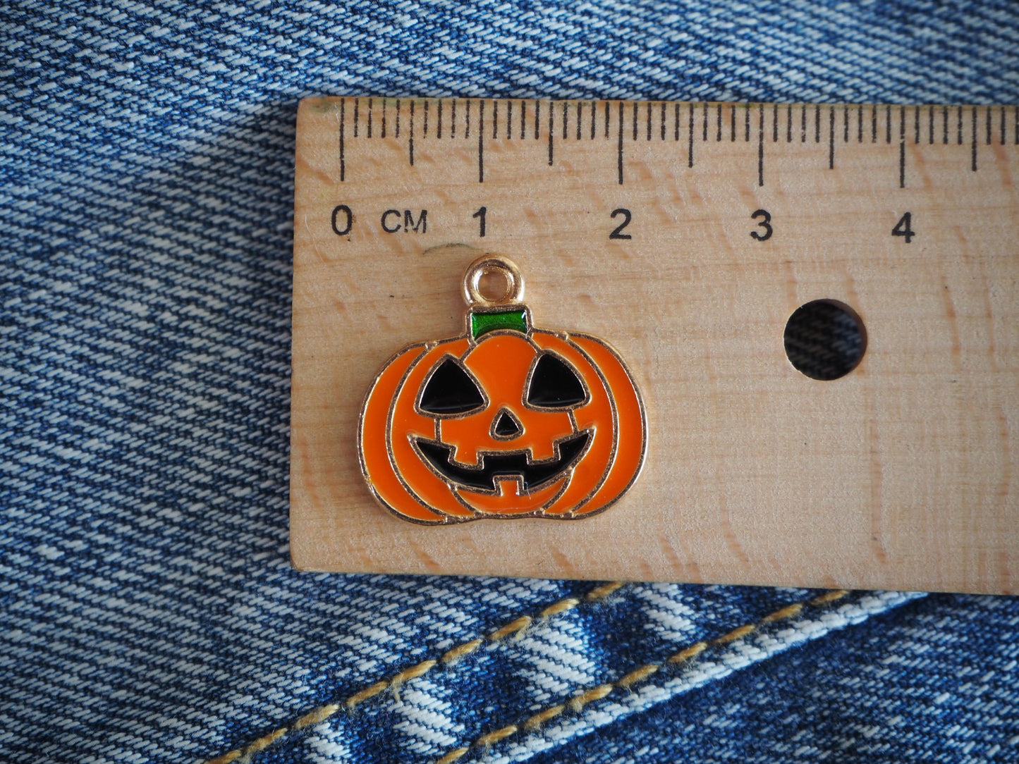 Helloween Metal pendant (various options)