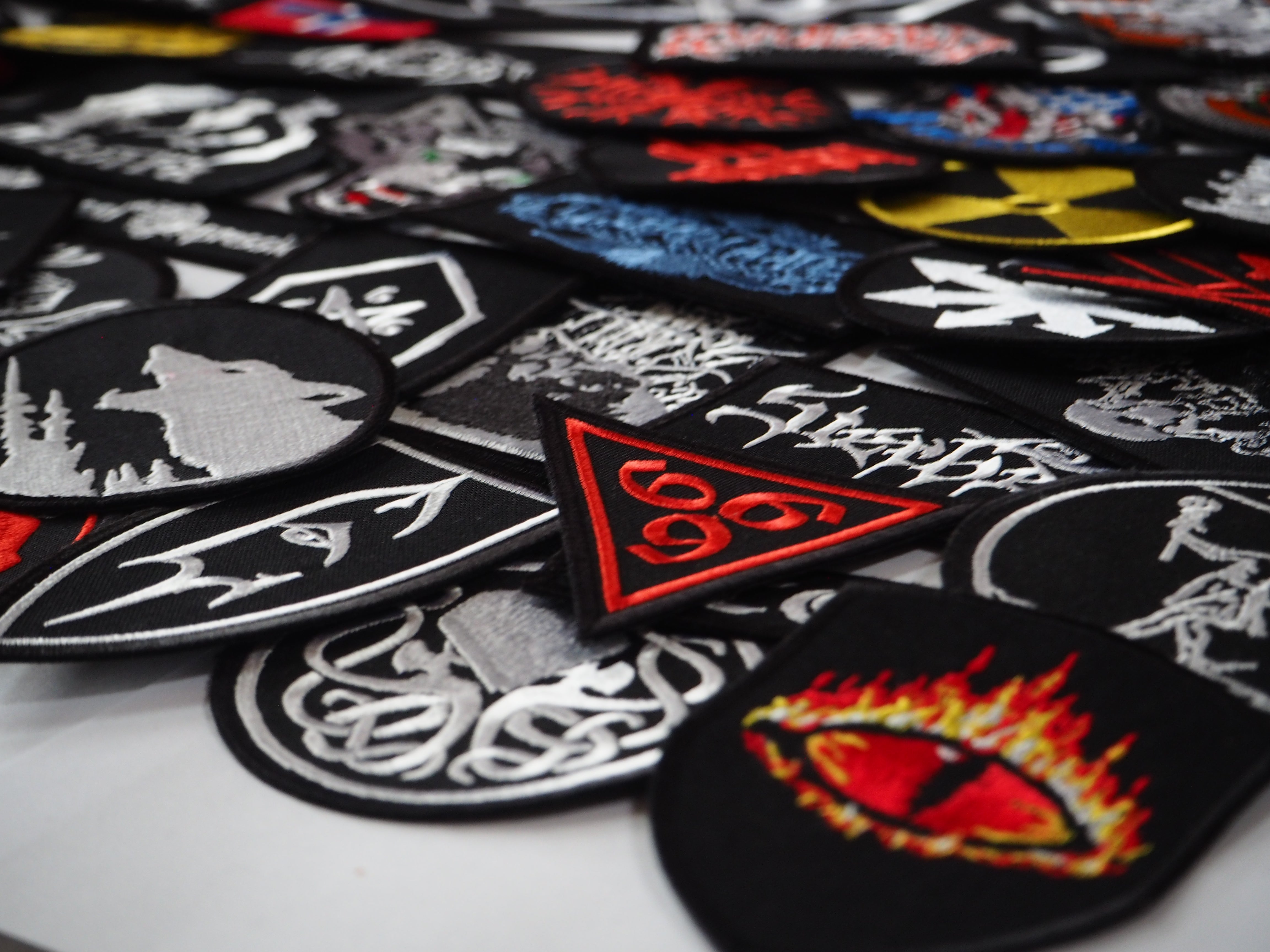 - Random Embroidered Patches Box – IngridPatches