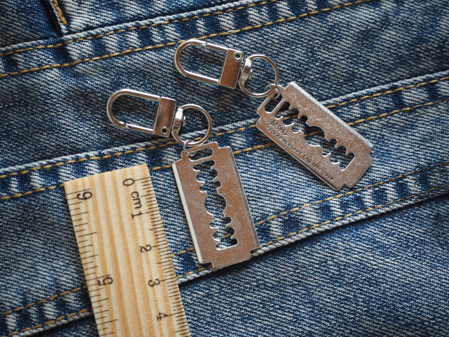 Razorblade Metal Pendant / Keyring