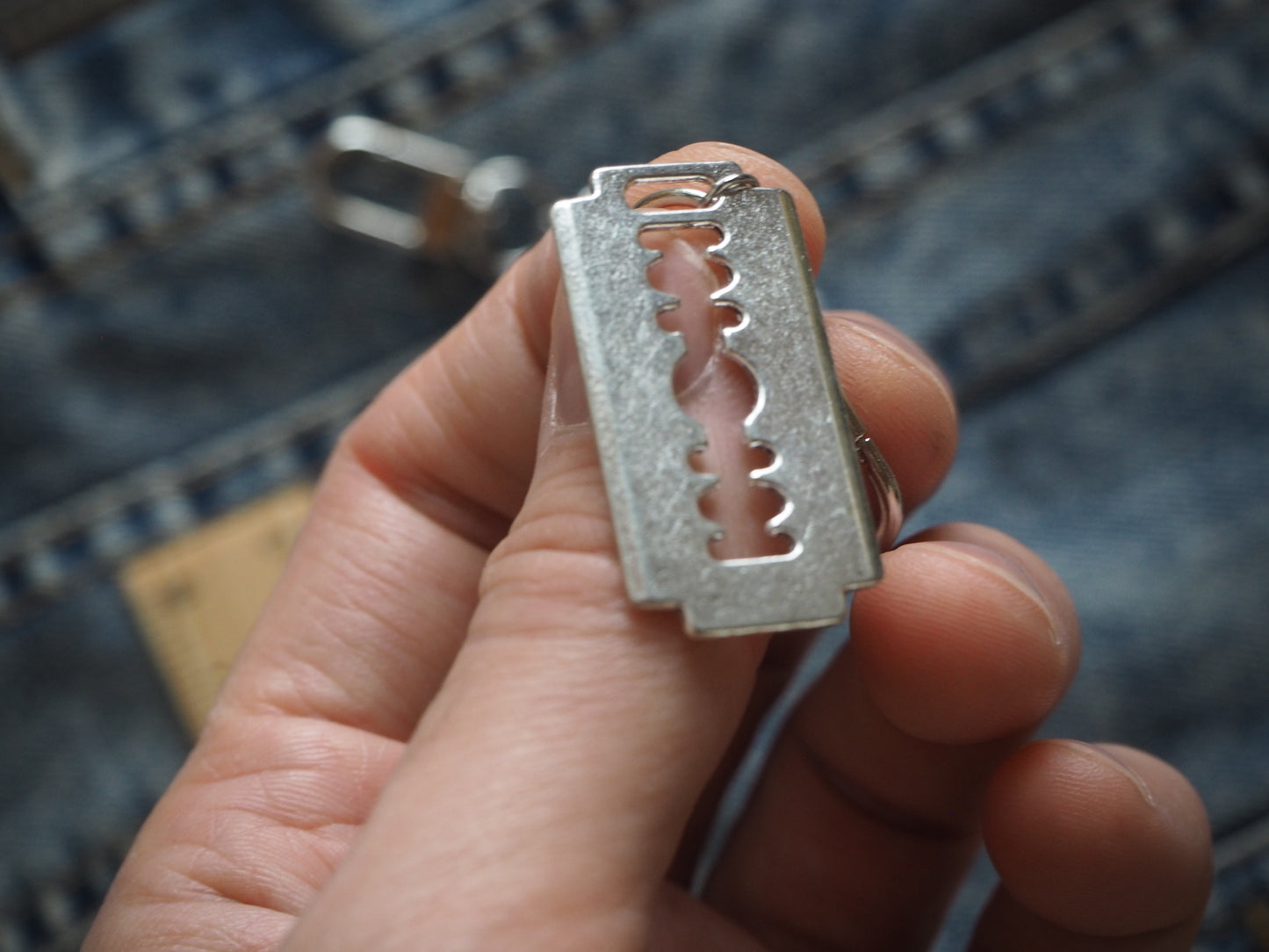 Razorblade Metal Pendant / Keyring