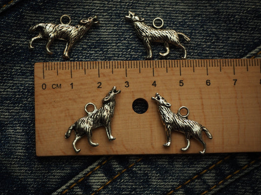 Wolf Metal Pendant