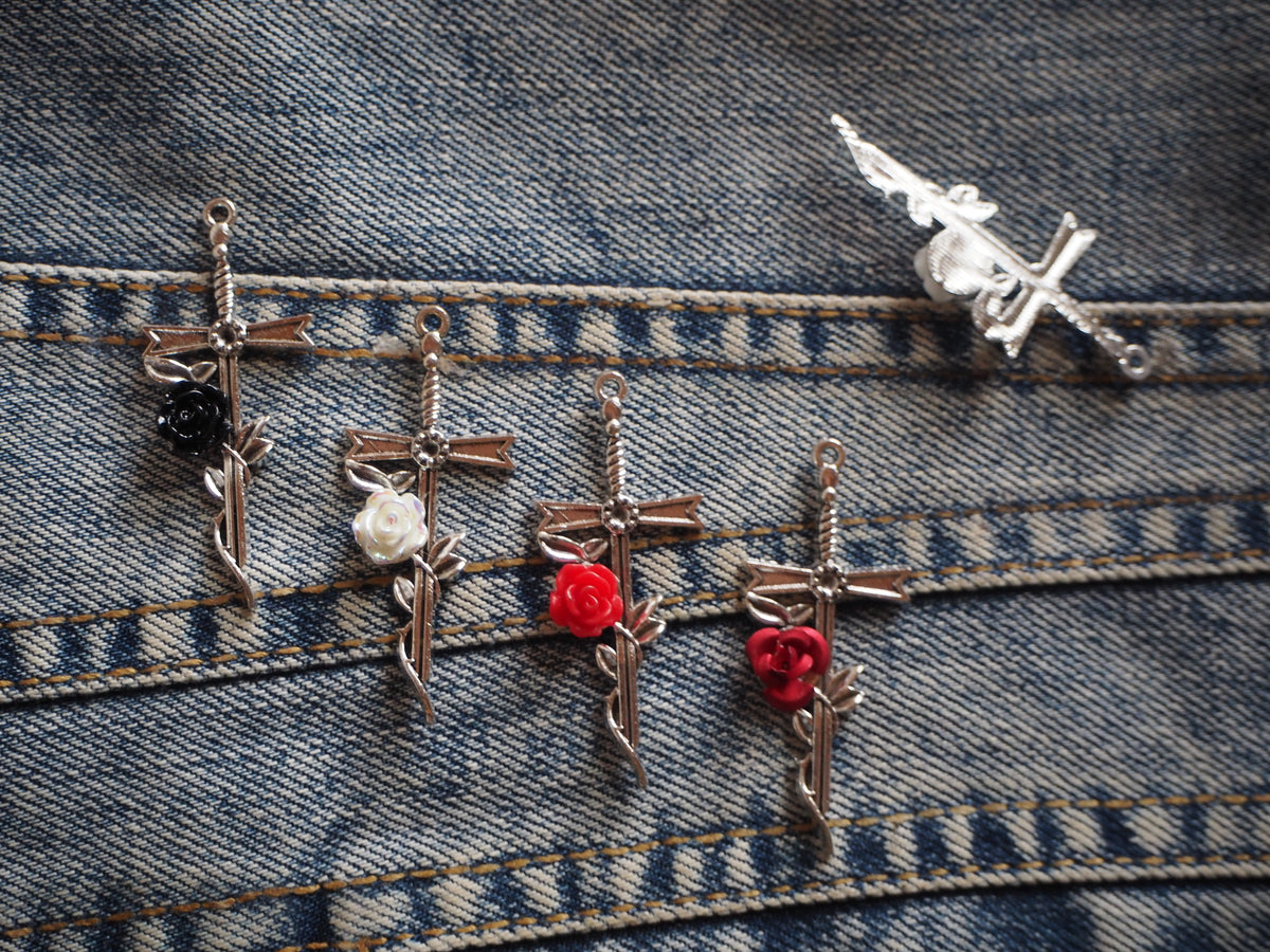 Medieval Fantasy Sword and Rose Metal Pendant Charm