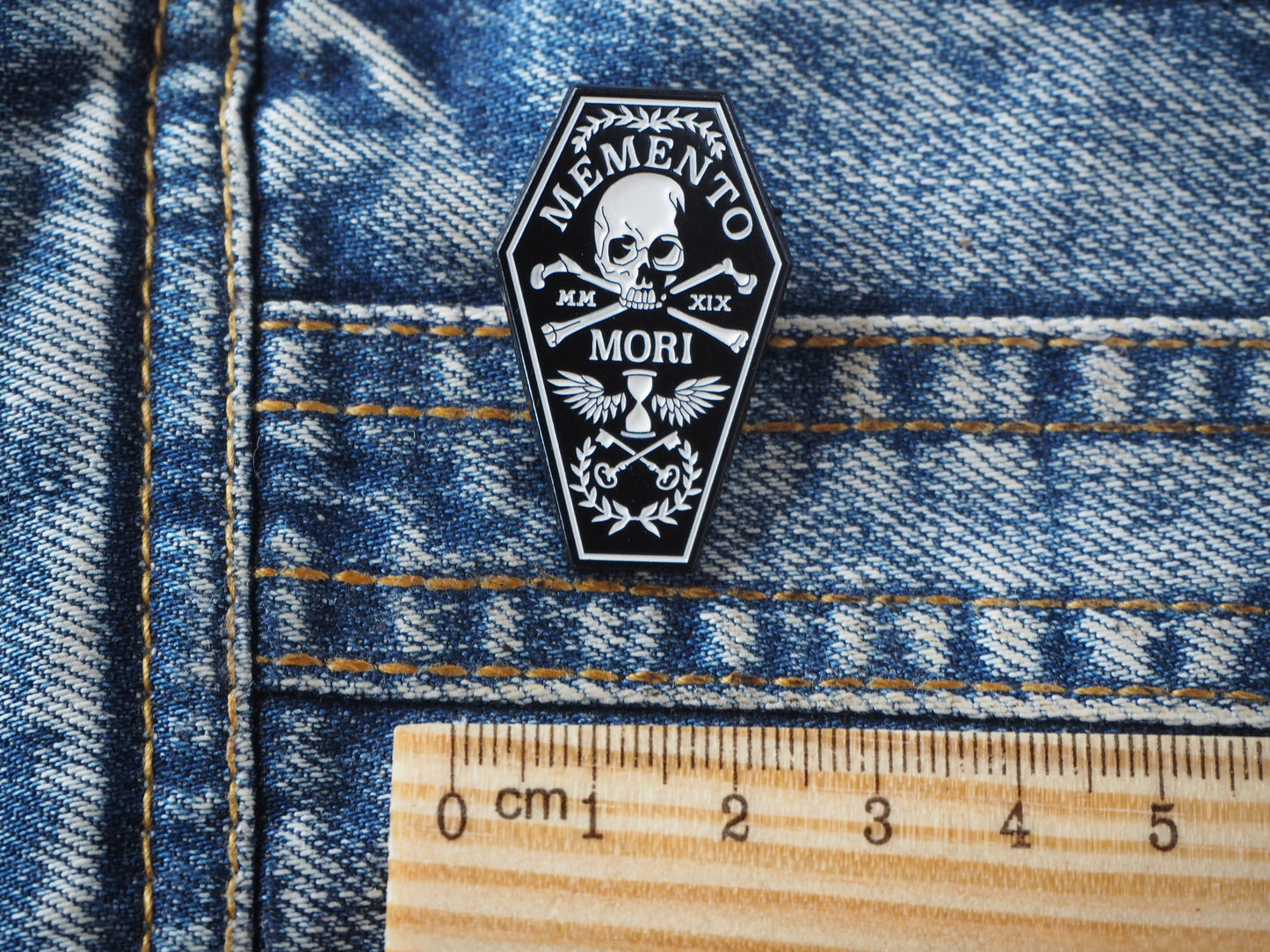 Memento Mori Pin