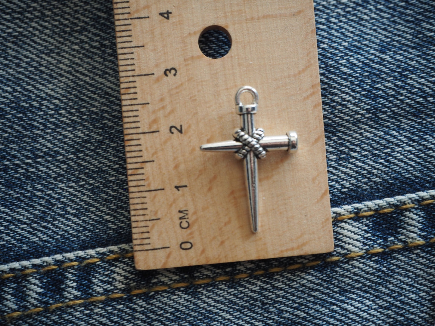 Vampyric Aspen Stake Mini Metal Pendant