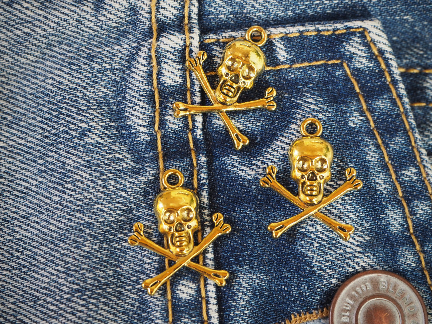 Skull Mini Metal Pendant
