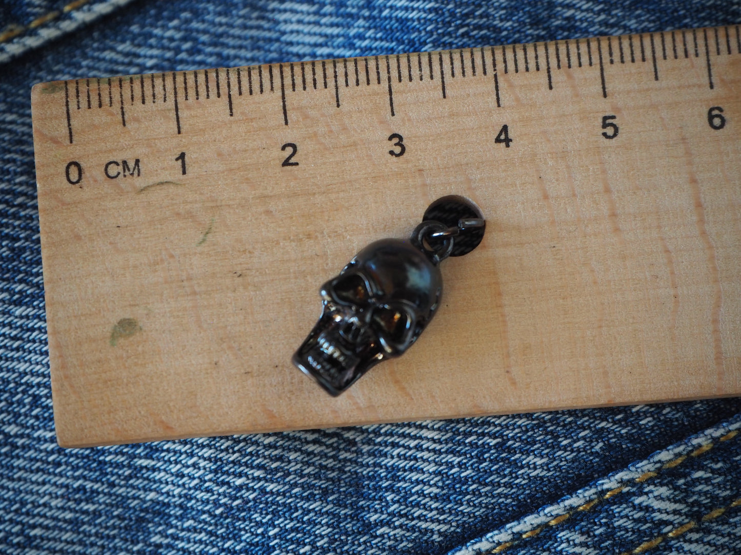 Skull Mini Metal Pendant
