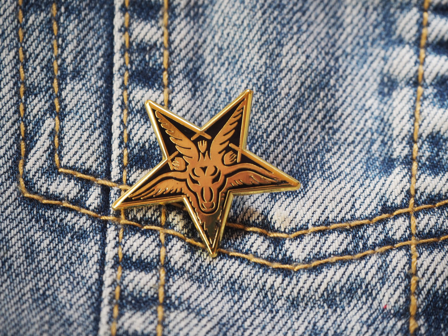 Pentagram pin