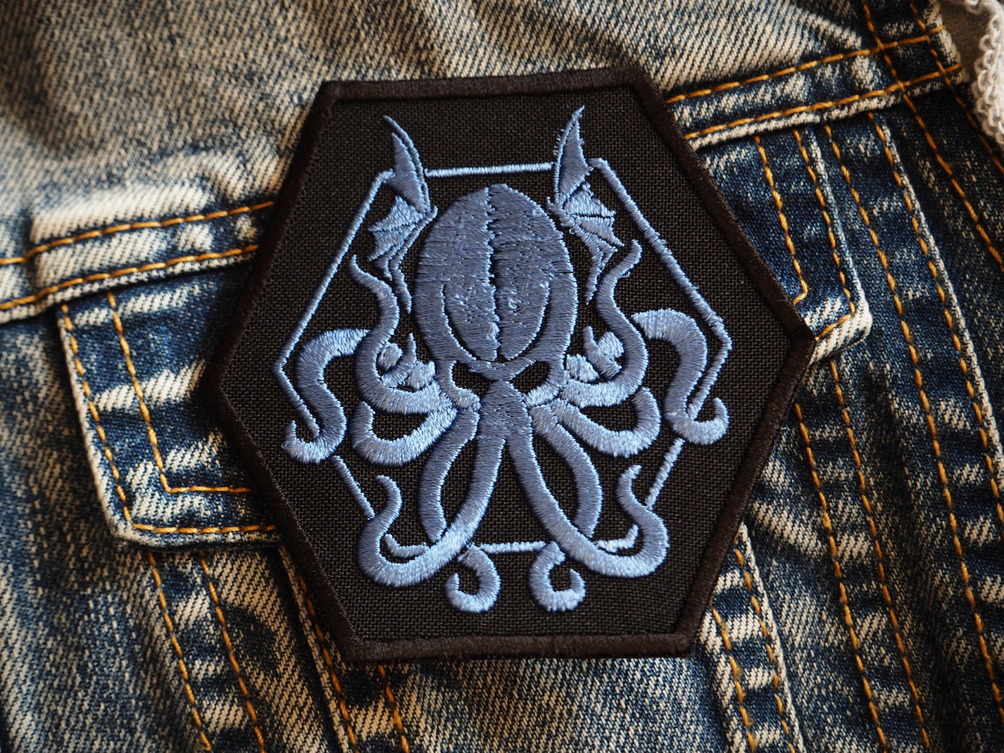 Patch Brodé Necronomicon 666 - H.P. Lovecraft, Black Metal, Satanic - 7,6 Cm - À Coudre Ou Repasser