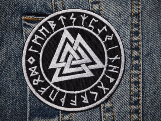 Walknut Vervisir Viking Runes Aegishjalmur Patch